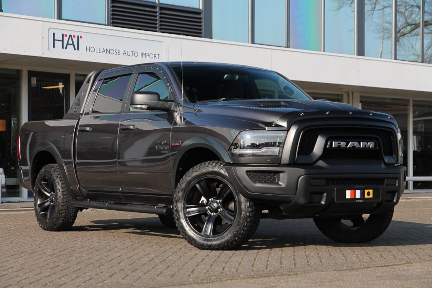 Dodge Ram 1500 - 5.7 V8 4x4 WARLOCK CREW CAB - AutoWereld.nl