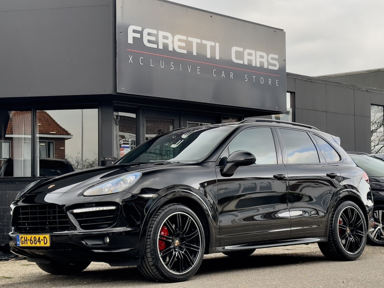 Porsche Cayenne - 4.8 GTS AUT8 421PK PANODAK SPORT-LEDER 21 INCH-LMV NAVI LUCHTVERING PARK-ASSIST FULL-OPTIO - AutoWereld.nl