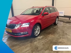 Skoda Octavia Combi - 1.5 TSI 150 pk Style Business 7-DSG | Elektrisch glazen panorama-dak | Trekhaak | Naviagti