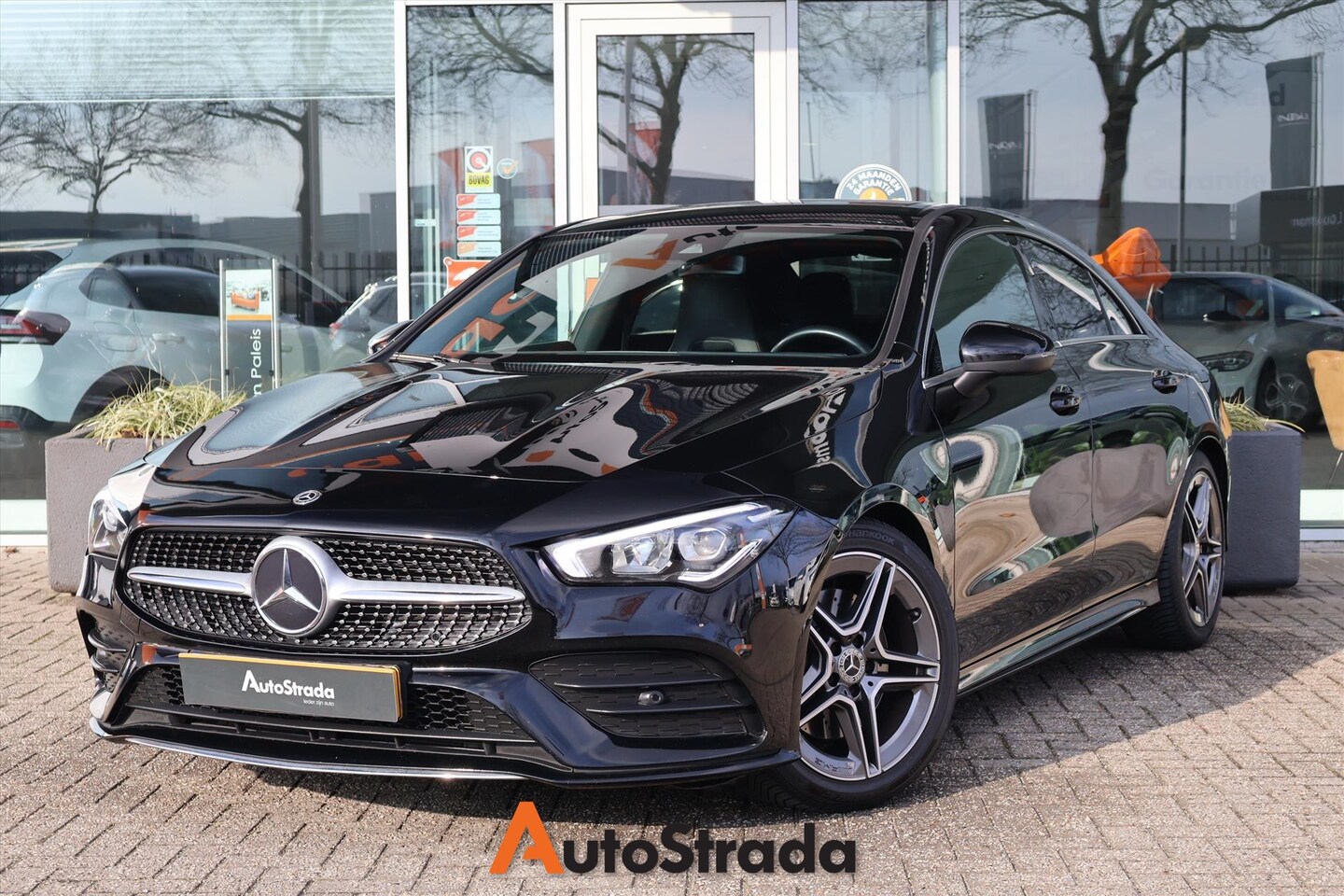 Mercedes-Benz CLA-Klasse - Coupé 200 AMG-LINE 163pk I LED I MBUX I Navigatie I Climate I Cruise - AutoWereld.nl