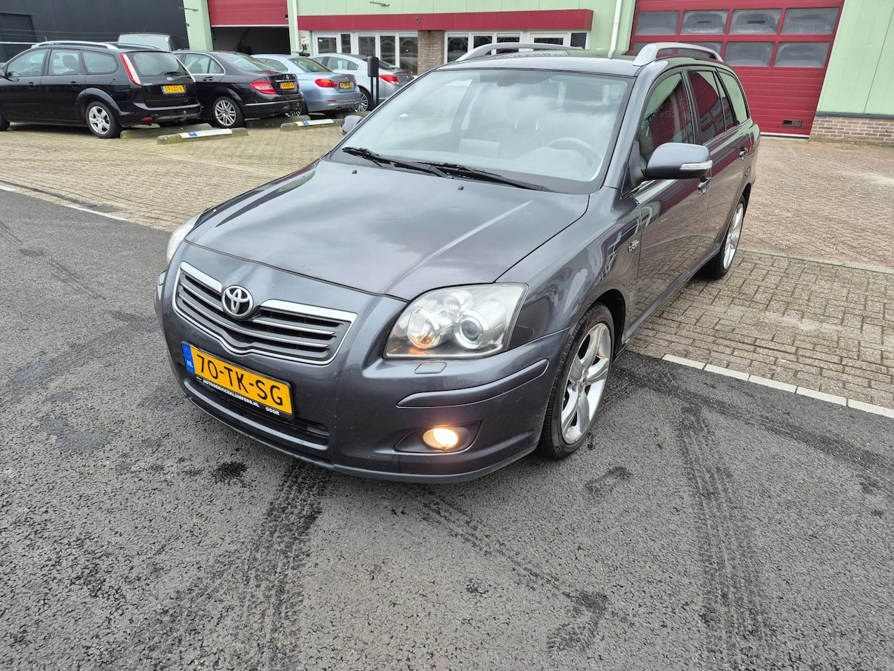 Toyota Avensis Wagon - 2.2 D-4D D-CAT Clean Power Executive Leer Navi - AutoWereld.nl