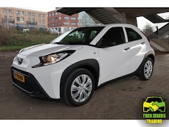 Toyota Aygo X - 1.0 VVT-i MT Camera, DAB, Unieke km-stand