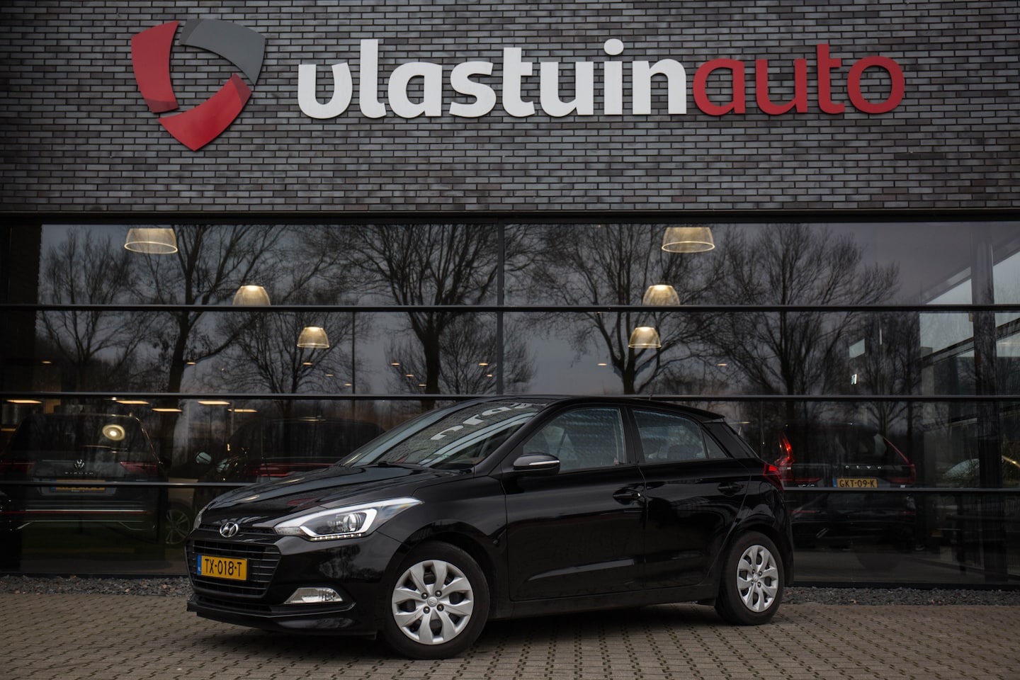 Hyundai i20 - 1.0 T-GDI Comfort 1.0 T-GDI Comfort , Trekhaak, Cruise control, Navigatie, - AutoWereld.nl