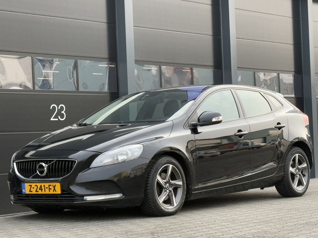 Volvo V40 - V-40 2.0 D2 Euro-6 - AutoWereld.nl