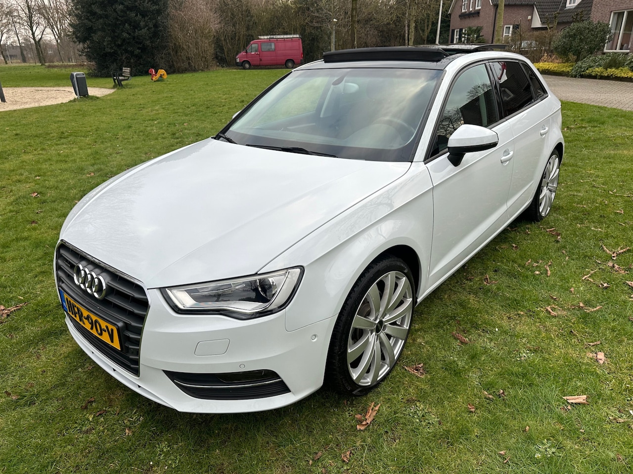 Audi A3 Sportback - 1.8 TFSI quattro Ambition Pro Line S *NAVI*PANO-DAK*LEDER/ALCANTAR*LM-VELGEN - AutoWereld.nl