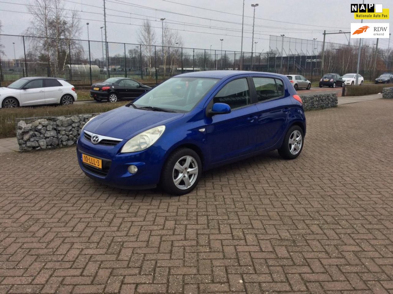 Hyundai i20 - 1.4i DynamicVersion - APK 2026 - Automaat - Airco - Lage KM Stand - Electr Ramen - AutoWereld.nl