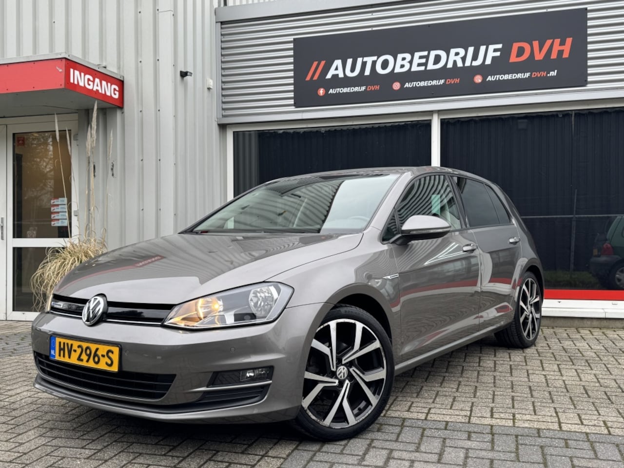 Volkswagen Golf - 1.0 TSI Bns Ed. Con - AutoWereld.nl