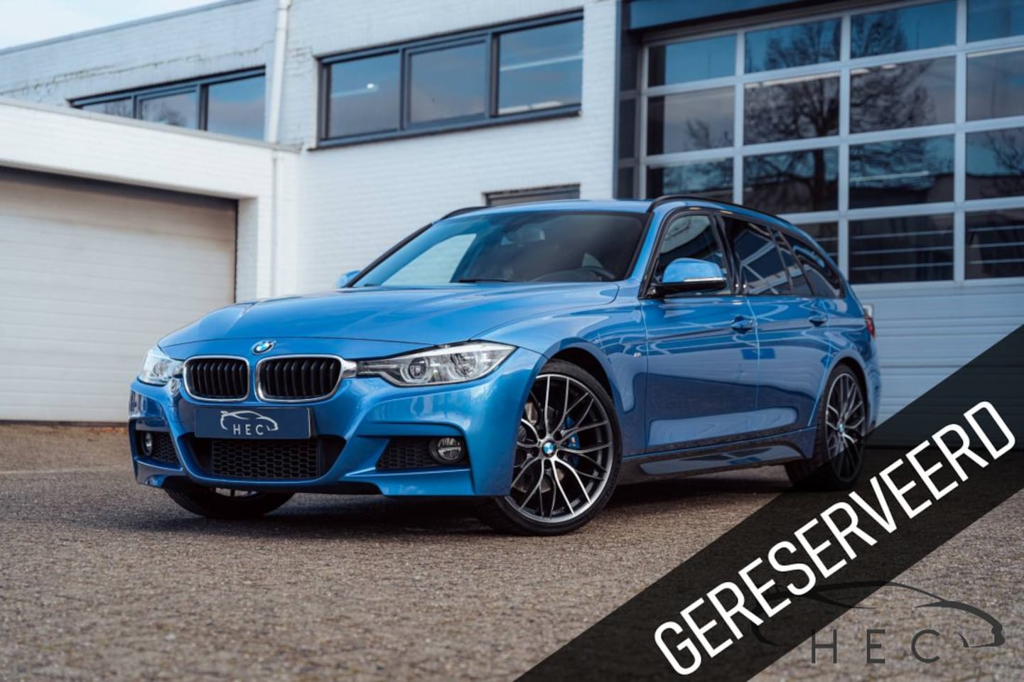 BMW 3-serie Touring - 320i Executive M sport automaat|20"|trekhaak - AutoWereld.nl