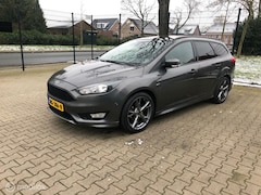 Ford Focus Wagon - ST-LINE VOLL OPTE, S