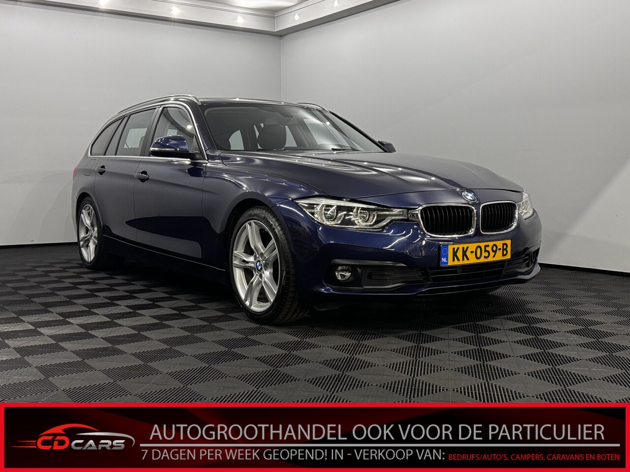 BMW 3-serie Touring - 320d EDE Centennial High Executive Leder, Navi, Parkeersensoren, Elektrische achterklep, S - AutoWereld.nl