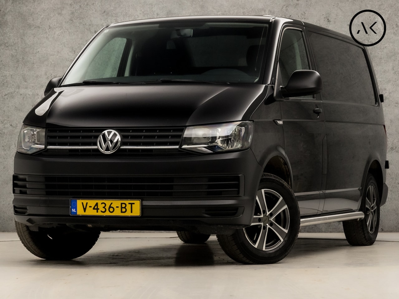 Volkswagen Transporter - 2.0 TDI L1H1 Trendline (SCHERM, 3 ZITPLAATSEN, BLUETOOTH, ELEK PAKKET, SPORTSTOELEN, AIRCO - AutoWereld.nl