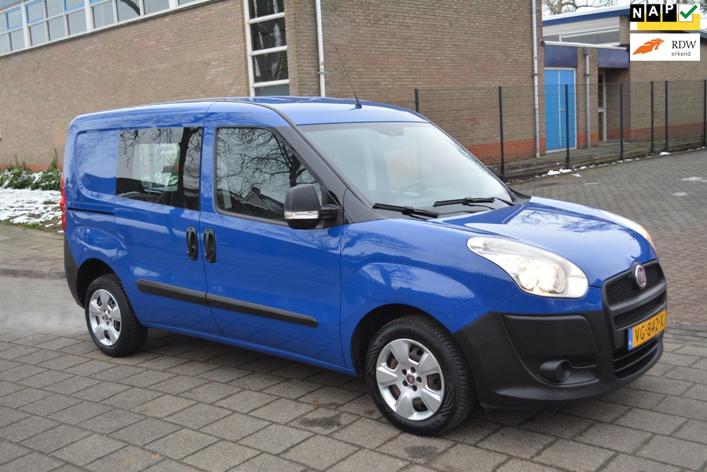 Fiat Doblò Cargo - 1.3 MultiJet Actual 1.3 MultiJet Actual - AutoWereld.nl