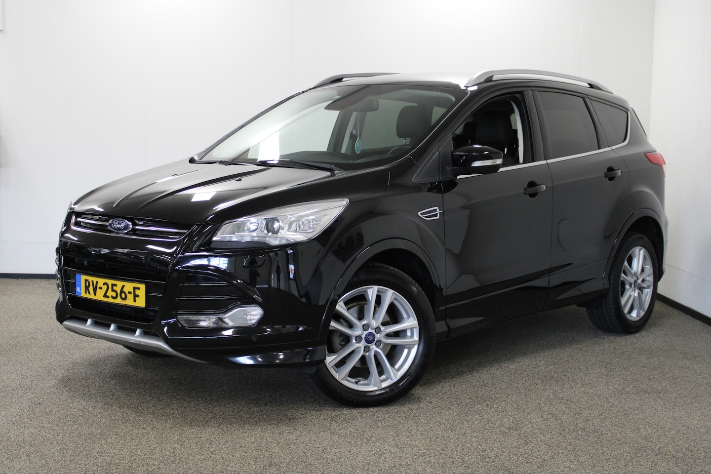 Ford Kuga - 1.5 Titanium Styling Pack Camera|Trekhaak|Navi - AutoWereld.nl