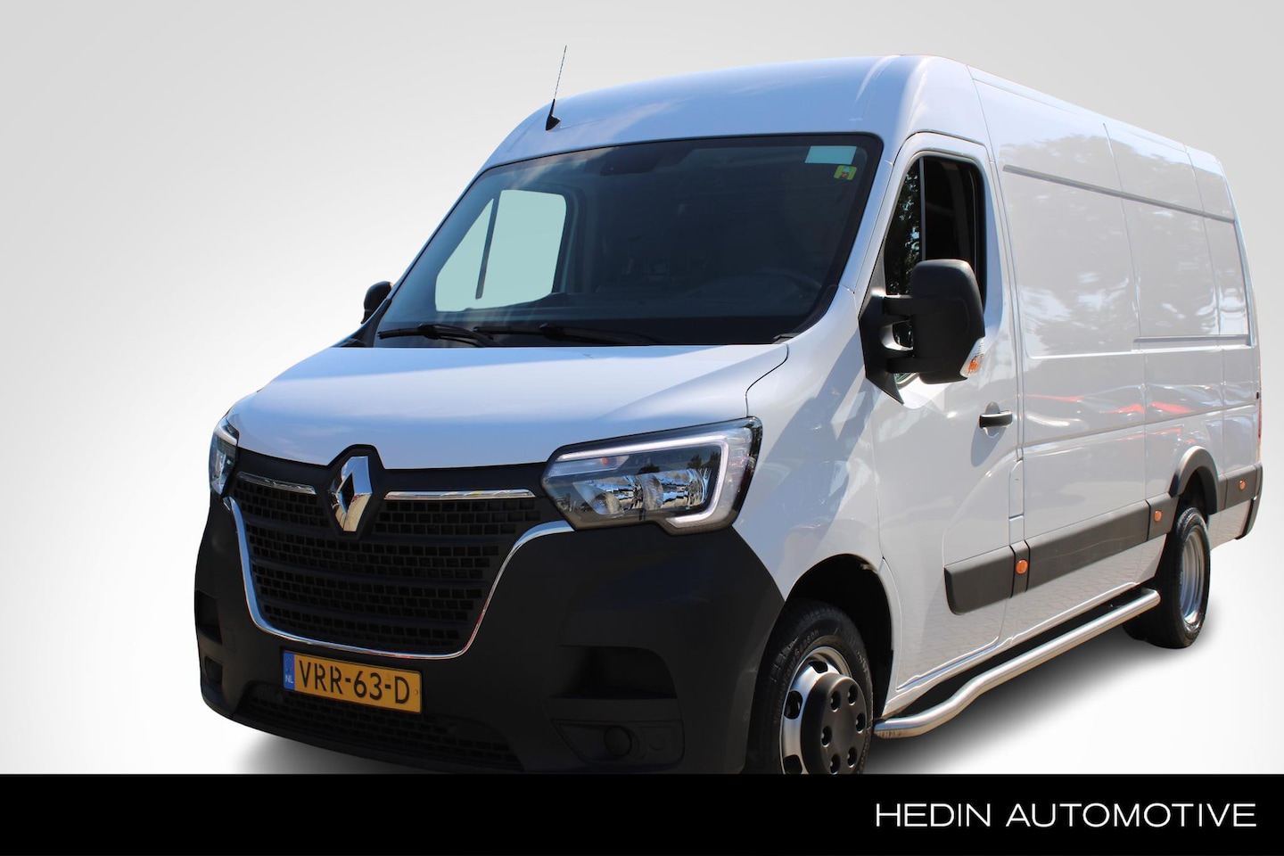 Renault Master - T35 2.3 dCi 130 L3H2 DL Comfort T35 2.3 dCi 130 L3H2 DL Comfort - AutoWereld.nl