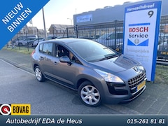 Peugeot 3008 - 1.6 VTi 88kW / 120pk SR met o.a. airco, trekhaak (1500kg), cruise, radio/CD, etc