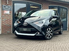 Toyota Aygo - 1.0 VVT-i x-play | OPEN DAK | CAMERA | CARPLAY | AIRCO