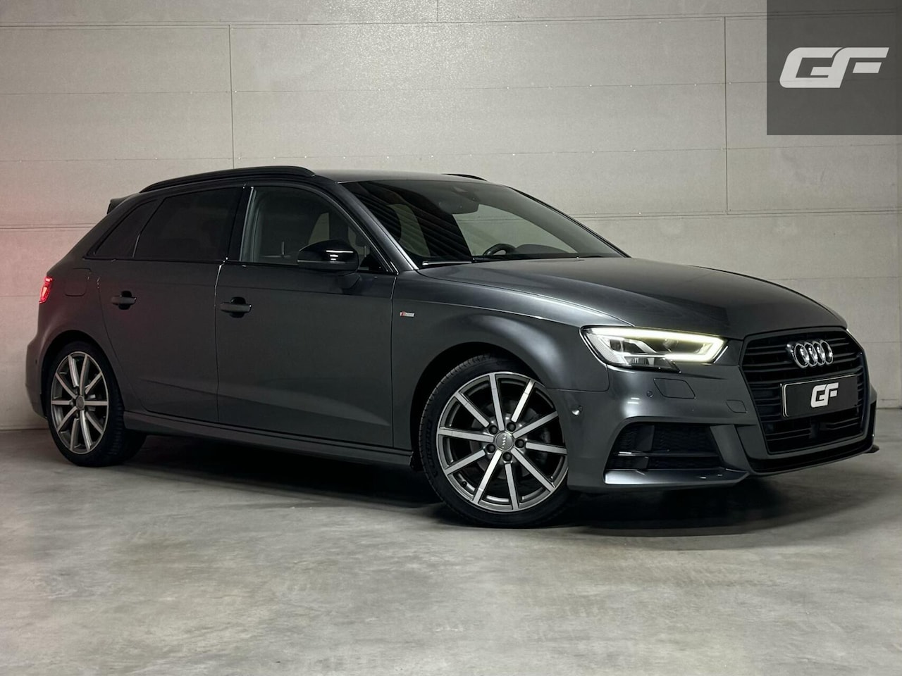 Audi A3 Sportback - 35 TFSI S-Line Black Edition Virtual NAP - AutoWereld.nl