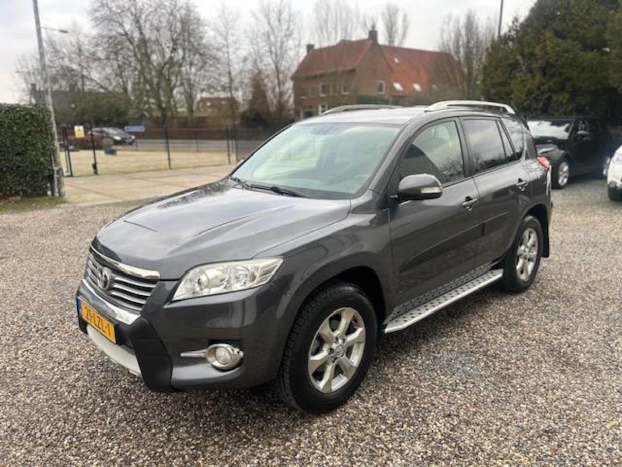 Toyota RAV4 - 2.0 VVT-i Executive Business 2.0 VVTi Executive Business - AutoWereld.nl