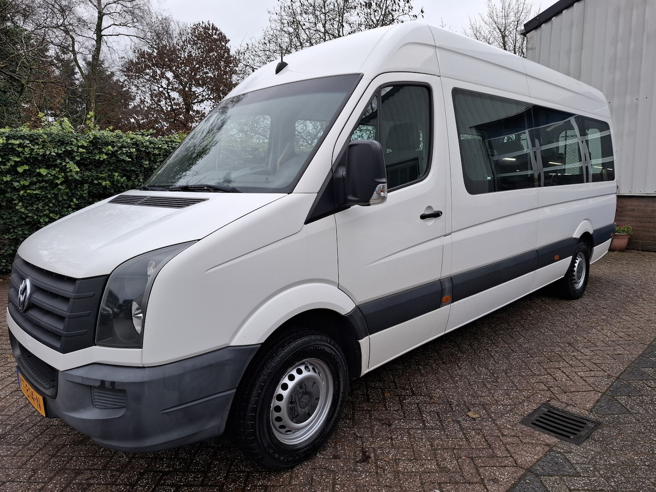 Volkswagen Crafter - 35 2.0 TDI L3H2 BM 25995.- INCL BTW 9-PERSOONS ROLSTOEL 114PK - AutoWereld.nl