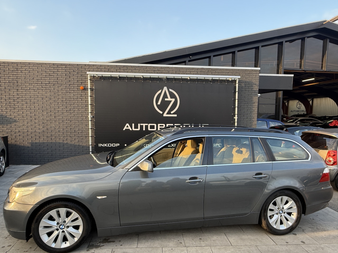 BMW 5-serie Touring - 523i Executive AUTOMAAT - AutoWereld.nl