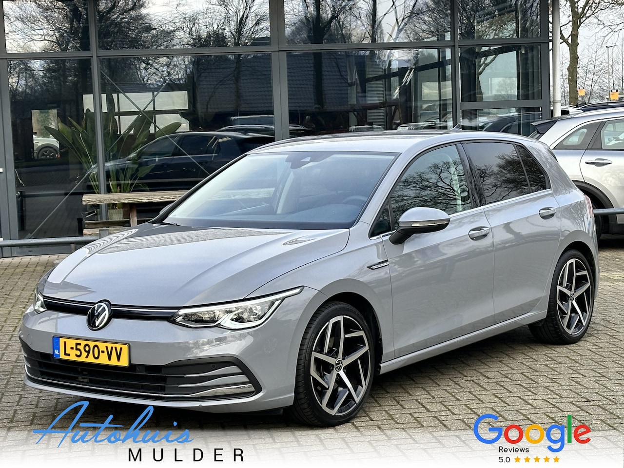 Volkswagen Golf - 1.5 eTSI Style/Automaat/Camera/AppleCarplay/Stoelverwarming - AutoWereld.nl