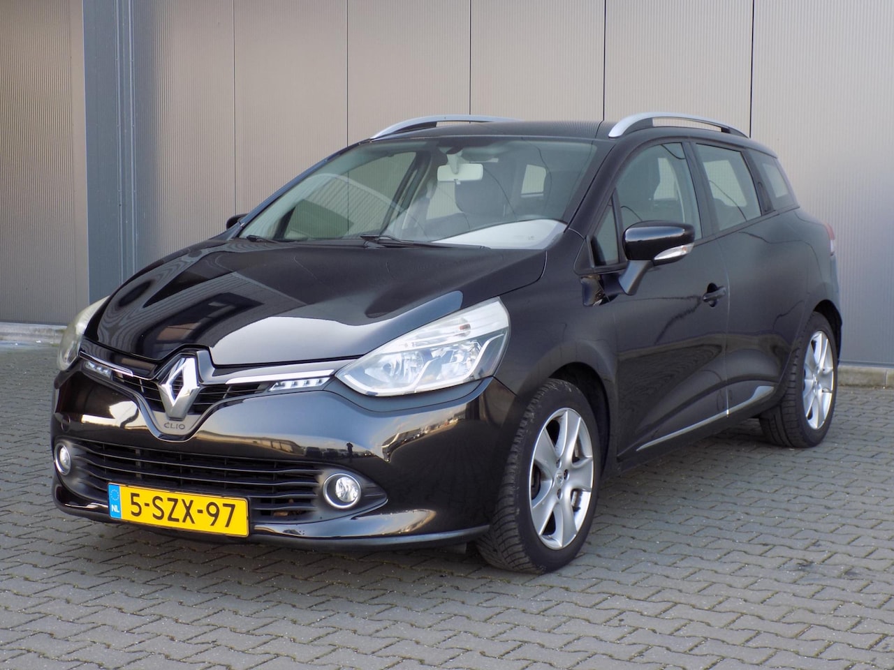 Renault Clio Estate - 0.9 TCe Dynamique Airco - AutoWereld.nl