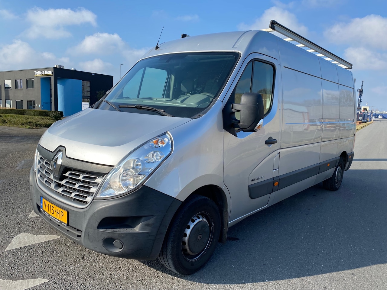 Renault Master - 2017 * T35 2.3 dCi L3H3 Energy * Euro6 * APK - AutoWereld.nl