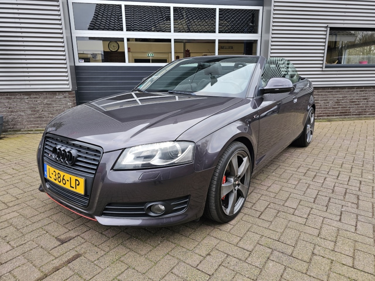 Audi A3 Cabriolet - | Airco | S-Line | LM 1.8 TFSI Attr.Pro L - AutoWereld.nl