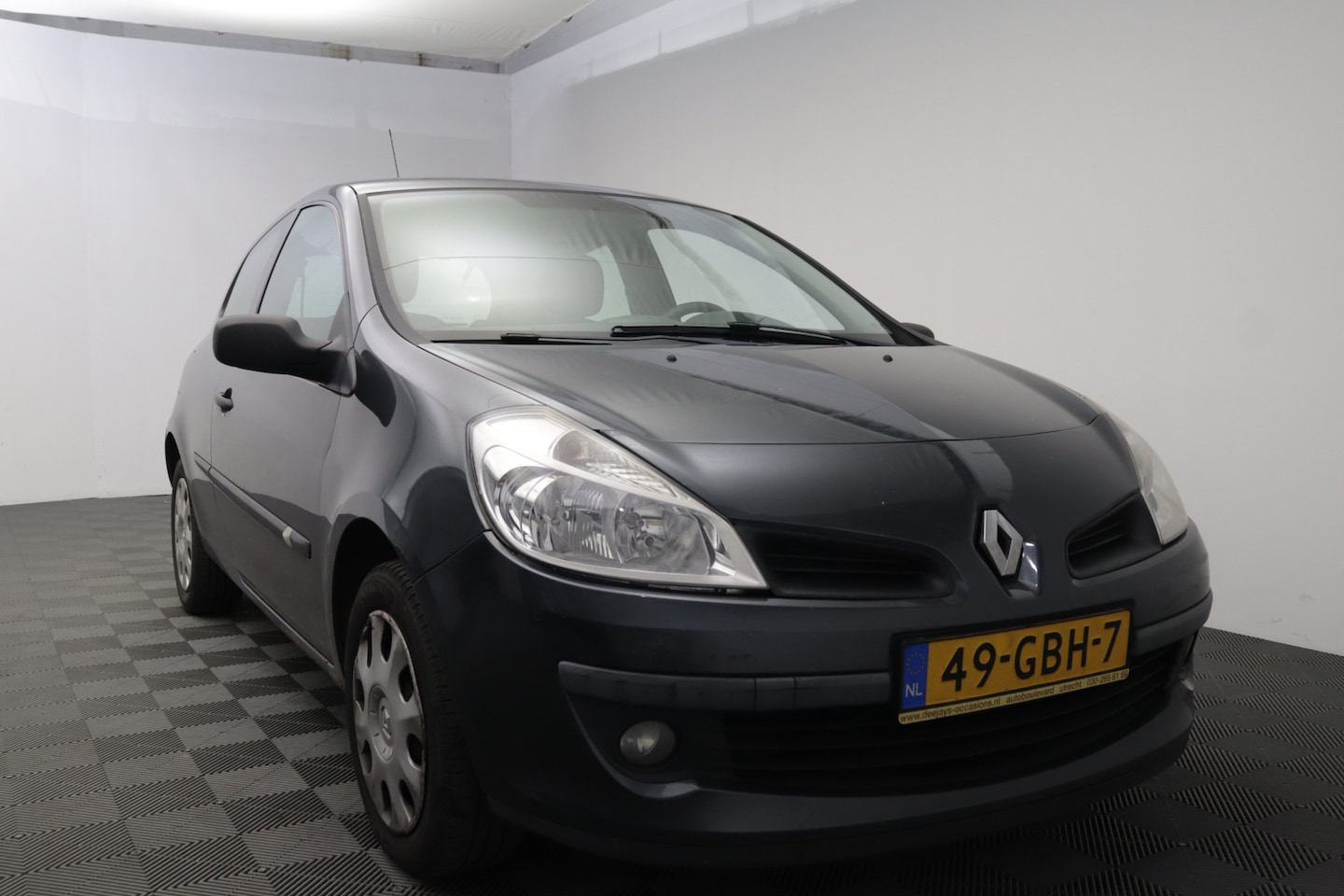 Renault Clio - 1.2-16V Special Line 1.2-16V Special Line - AutoWereld.nl