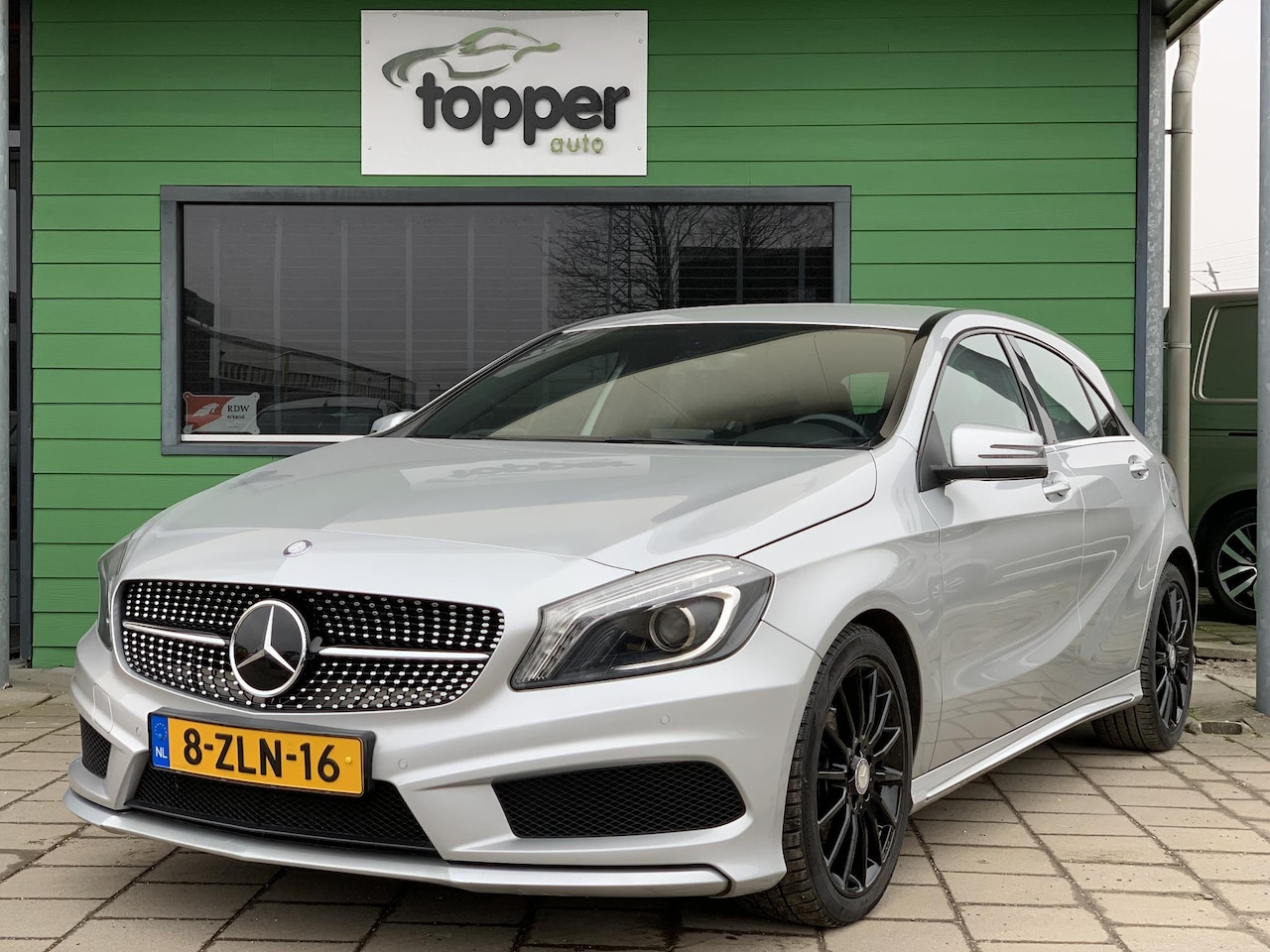 Mercedes-Benz A-klasse - 180 Prestige | AMG | Automaat | Navigatie | CruiseControl | - AutoWereld.nl