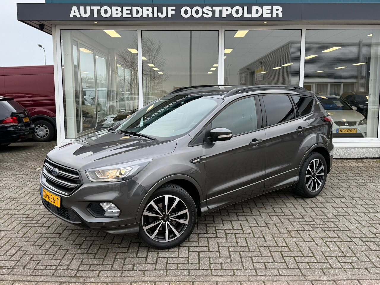 Ford Kuga - 1.5 EcoBoost ST-Line 1.5 EcoBoost ST Line - AutoWereld.nl