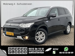 Mitsubishi Outlander - 2.0 PHEV Navi Camera Trekhaak (1500kg) Business Edition X-Line