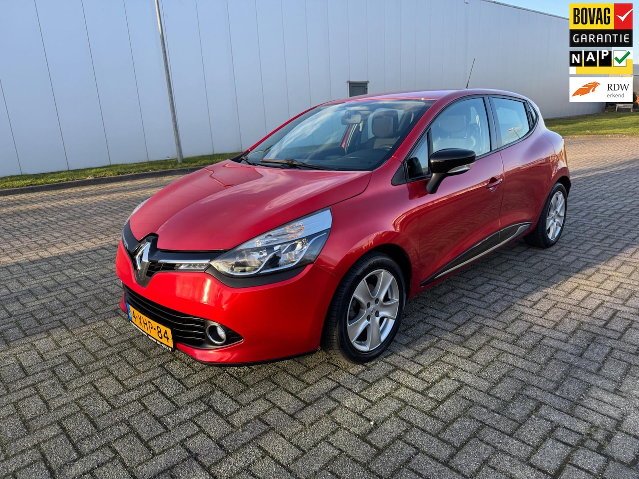 Renault Clio - 0.9 TCe Expression 0.9 TCe Expression - AutoWereld.nl