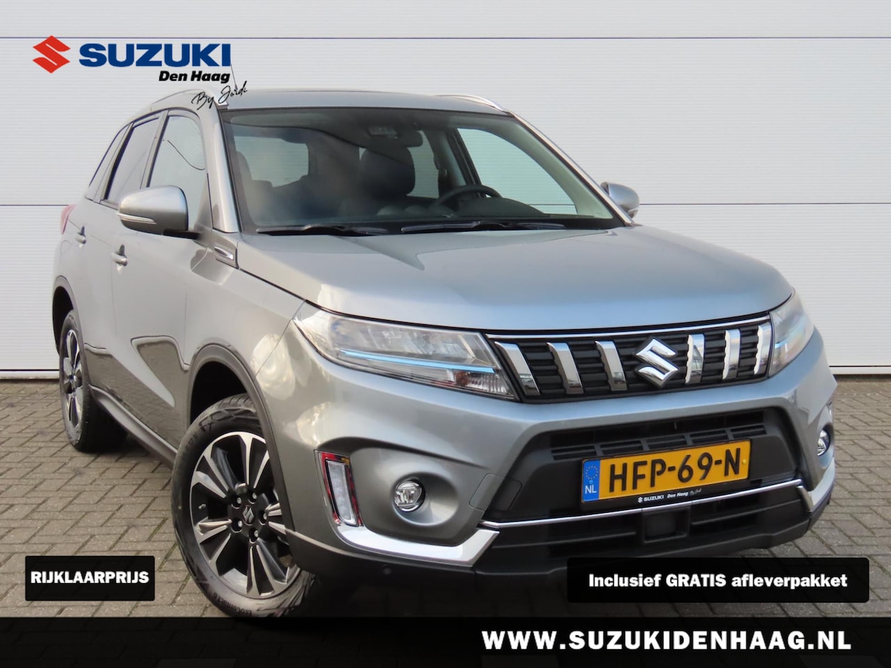 Suzuki Vitara - 1.5 Full Hybrid Style Automaat/Panoramadak/All gripp/ Apple Carplay/Androidauto/ Leder/Ada - AutoWereld.nl