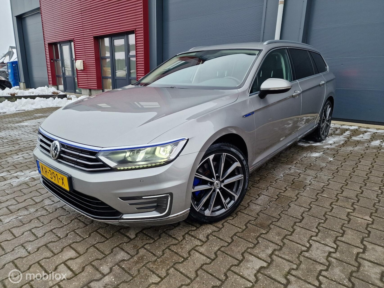 Volkswagen Passat Variant - 1.4 TSI GTE Connected Series 1.4 TSI GTE Connected Series - AutoWereld.nl