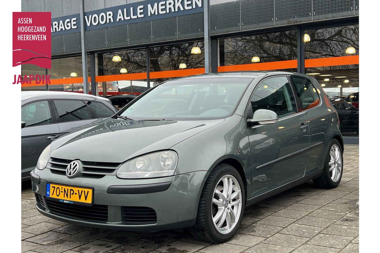 Volkswagen Golf - BWJ 2004 | 1.4 75PK Trendline | LANGE APK | | AIRCO | TREKHAAK | CRUISE | NAVI | LICHTMETA - AutoWereld.nl