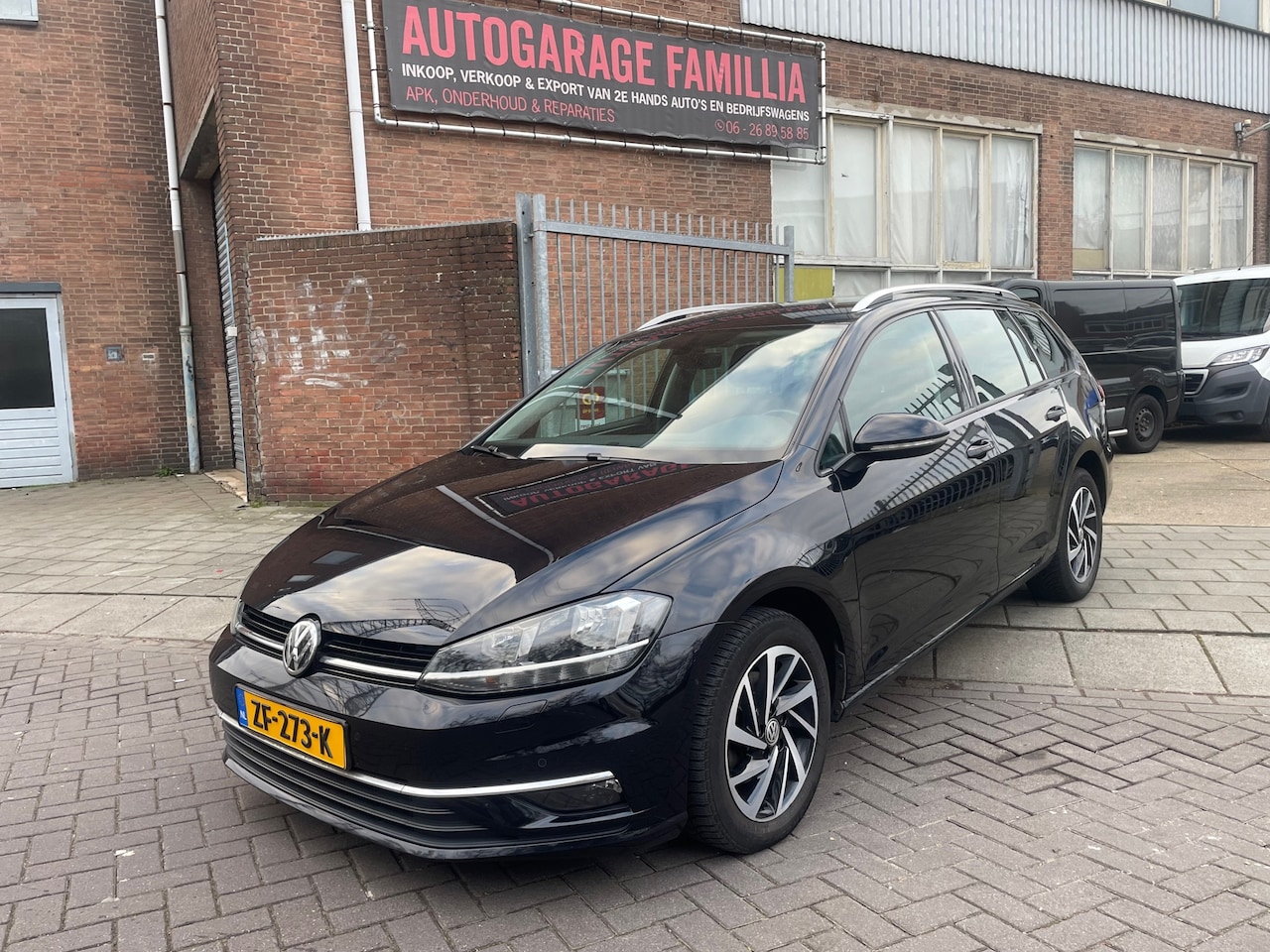 Volkswagen Golf Variant - 1.6 TDI Highline Business R 1.6 TDI Highline Business R - AutoWereld.nl