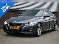 BMW 3-serie - 320i High Executive M-Sport/Leer/Dealer OH/ 18Inch/Nieuwe banden/Schuifdak