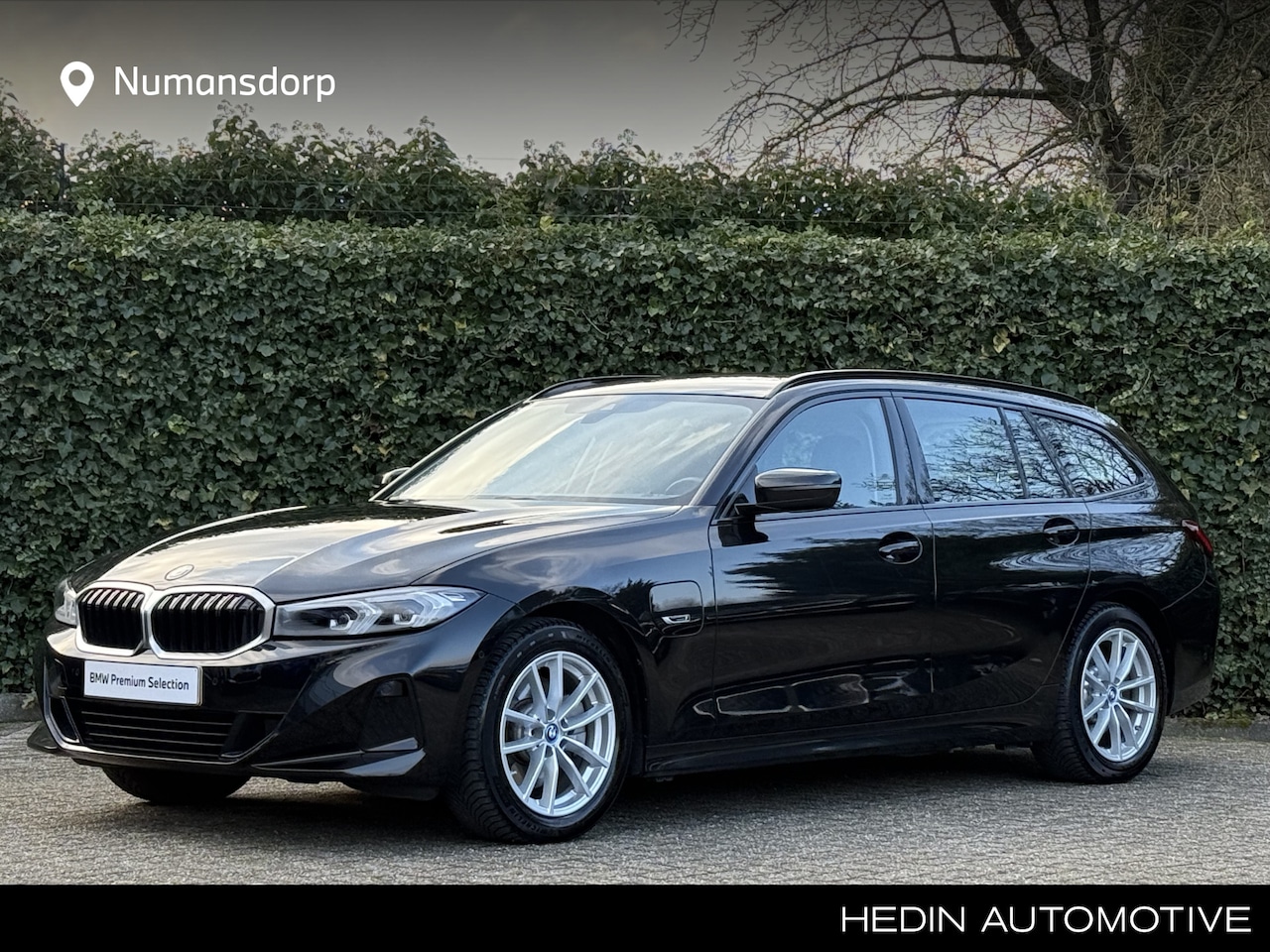 BMW 3-serie Touring - 320e | Leder | Sportstoel | Camera | Clima - AutoWereld.nl