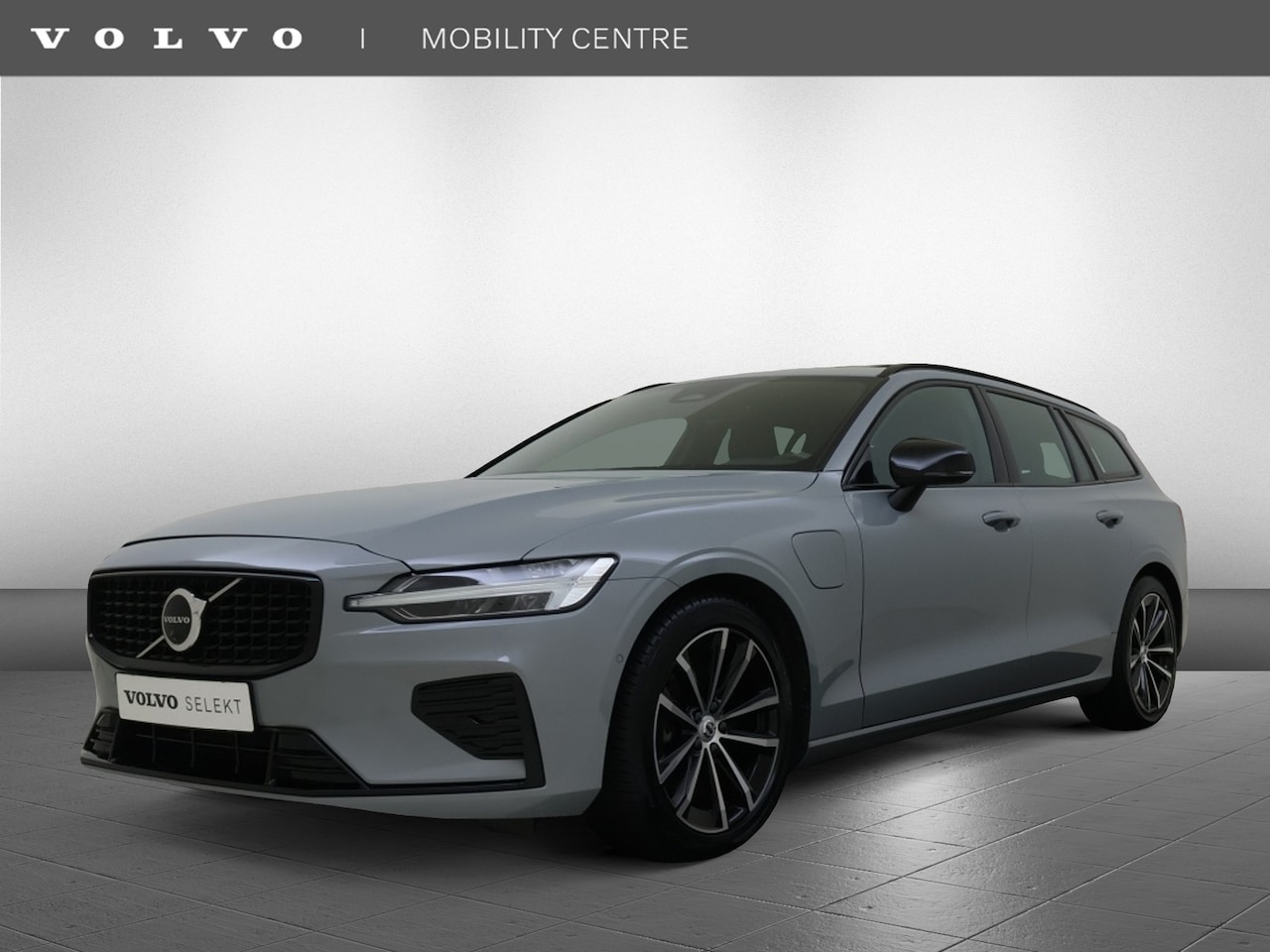 Volvo V60 - T6 AWD + Dark | Trekhaak | 360 Graden Camera | Panoramadak | - AutoWereld.nl