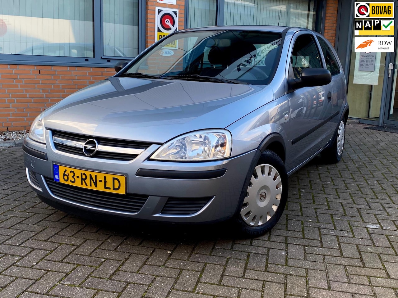 Opel Corsa - 1.2-16V Rhythm 1.2-16V Rhythm - AutoWereld.nl