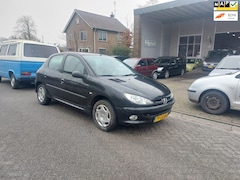 Peugeot 206 - 1.4 XT Loop Sloop Cross Rodeo of EXPORT