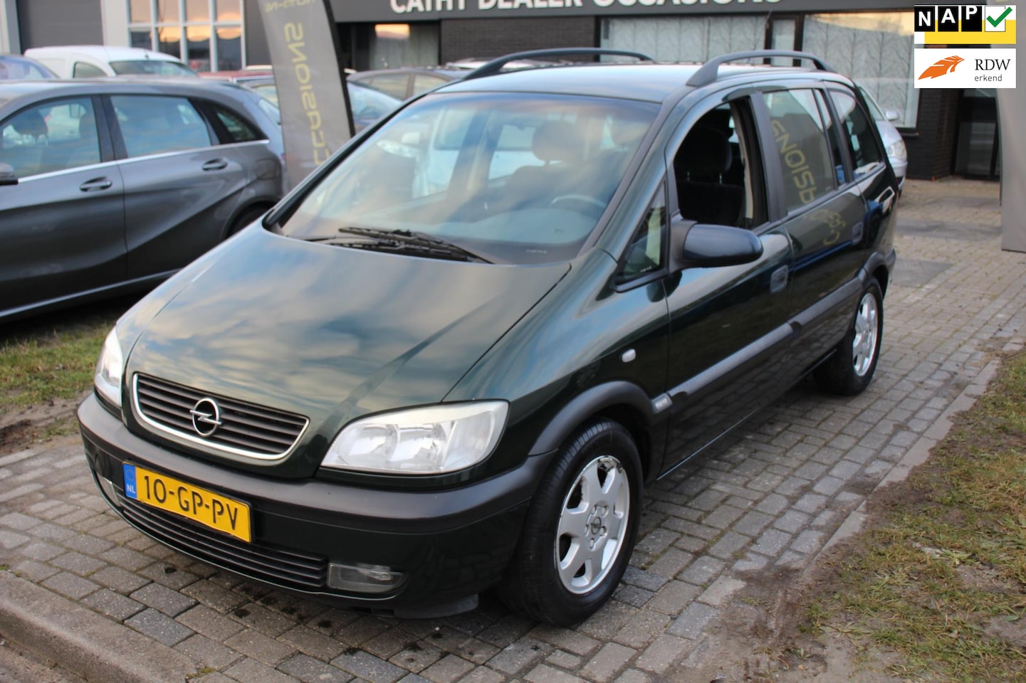 Opel Zafira - 2.2-16V Elegance 7-Persoons Airco Cruie Trekhaak NAP APK - AutoWereld.nl