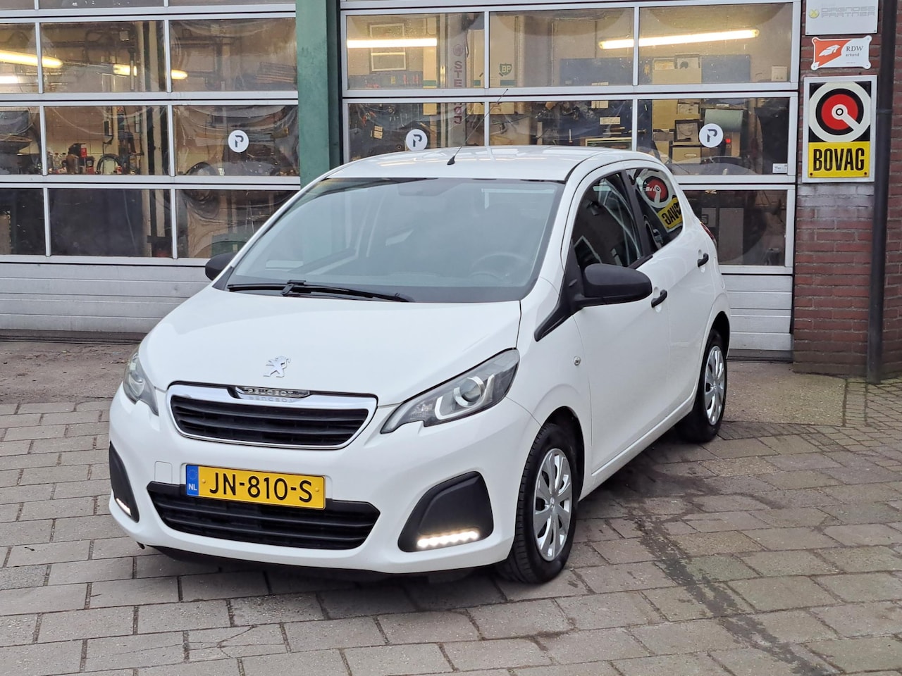 Peugeot 108 - 1.0 e-VTi Access 1.0 e-VTi Access - AutoWereld.nl