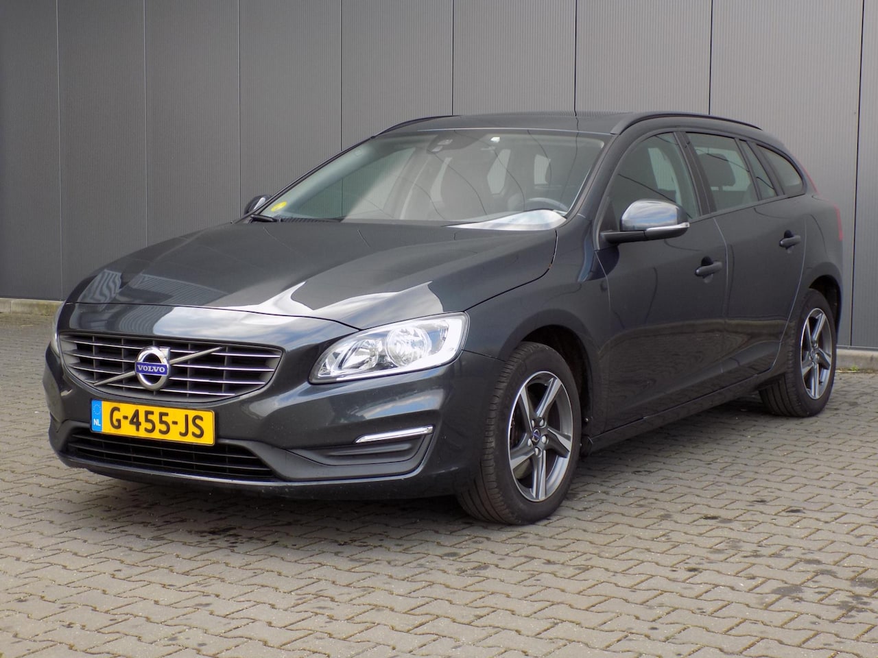 Volvo V60 - 1.6 D2 Momentum 1.6 D2 Momentum - AutoWereld.nl