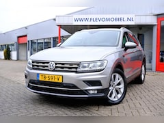 Volkswagen Tiguan - 1.4 TSI 150pk ACT Highline Aut. Pano|Navi|Virtual Displ|Adapt.Cruise|LMV