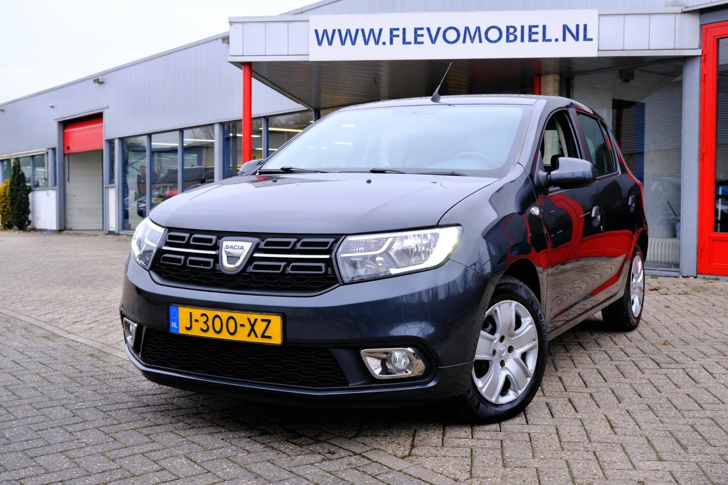 Dacia Sandero - 1.0 TCe Bi-Fuel / LPG-G3 Comfort Airco|Cruise|1e Eig! - AutoWereld.nl