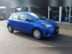 Toyota Yaris - 1.0 VVT-I CONNECT : AIRCO * CAMERA * LANE ASSIST * CRUISE * E