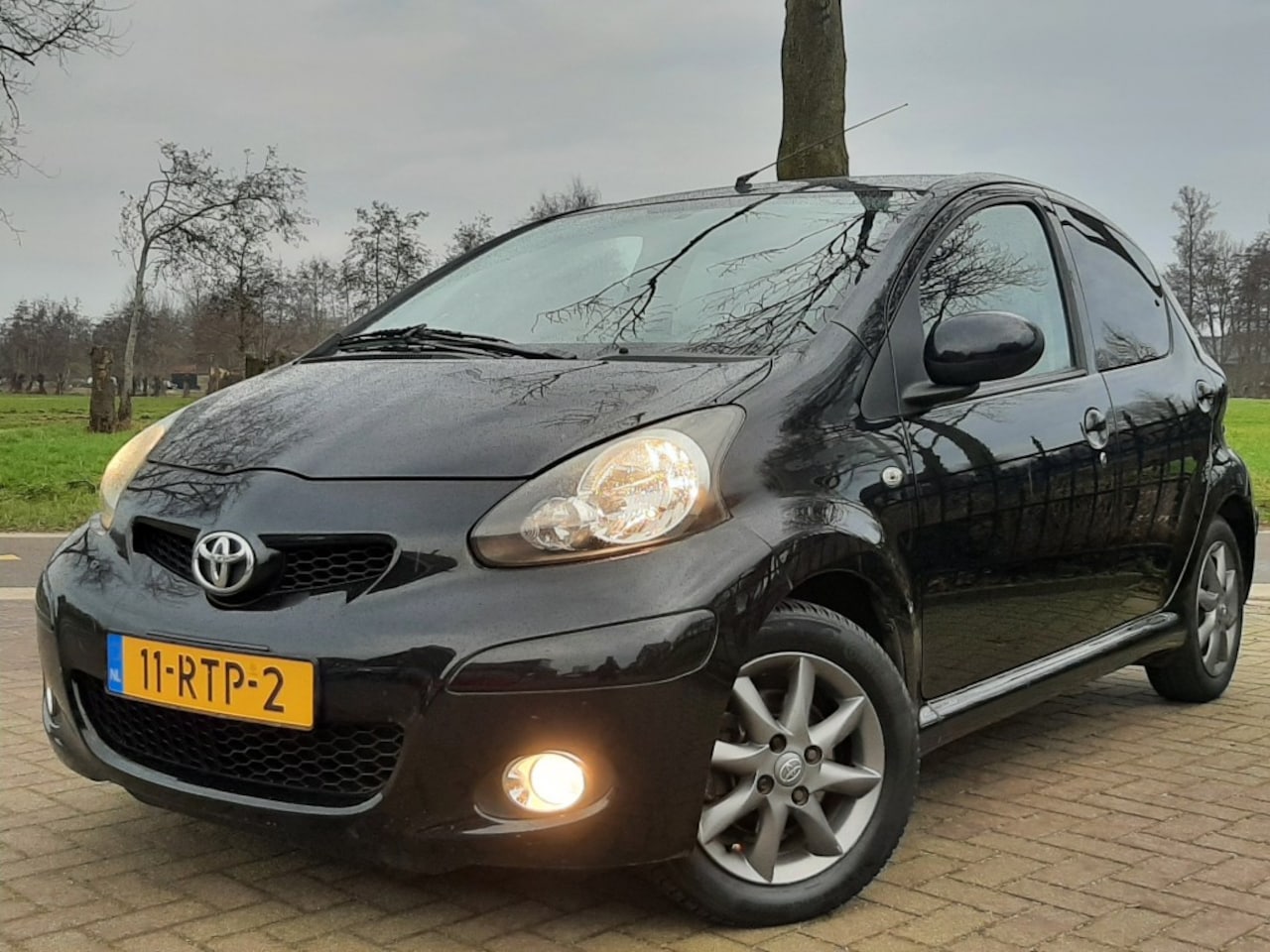 Toyota Aygo - 1.0 Automaat Airo Navigatie - AutoWereld.nl