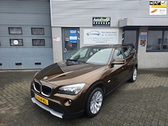 BMW X1 - SDrive18i Executive Automaat